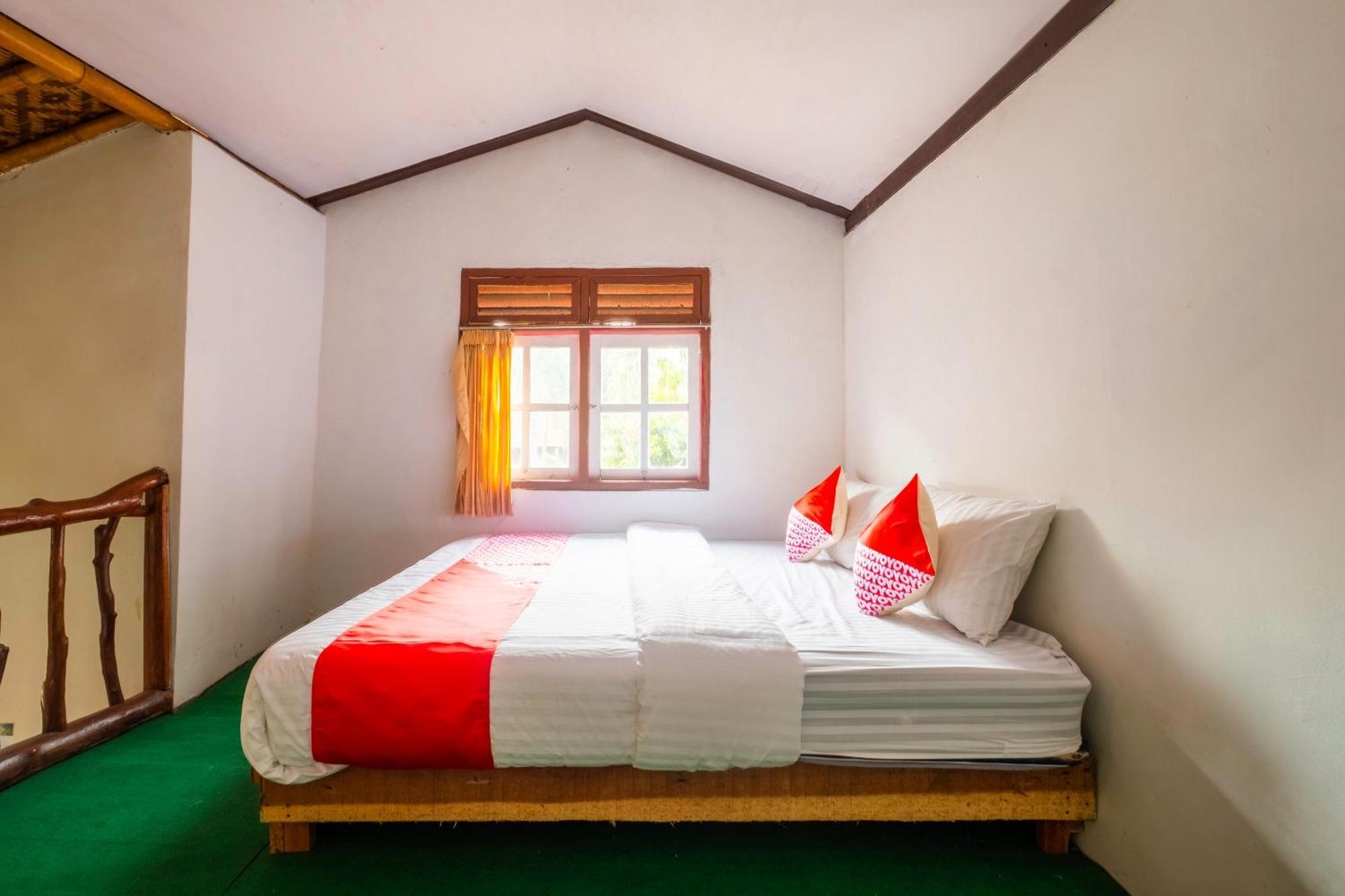Oyo 2278 Cikidang Hunting Resort Sukabumi Esterno foto